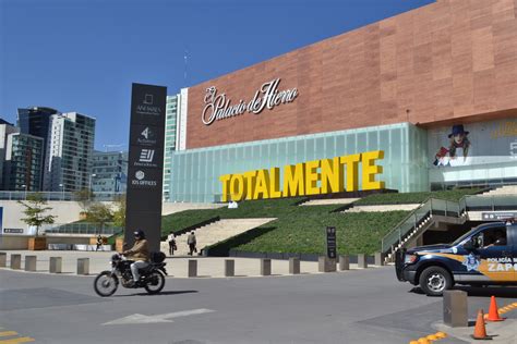 palacio de hierro guadalajara andares.